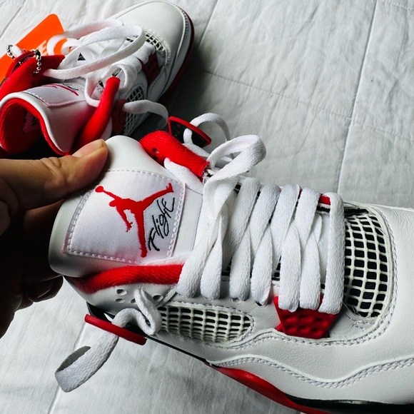 NWT Nike Jordan 4 OG Fire Red 2020 Sneakers Shoes - Picture 11 of 14